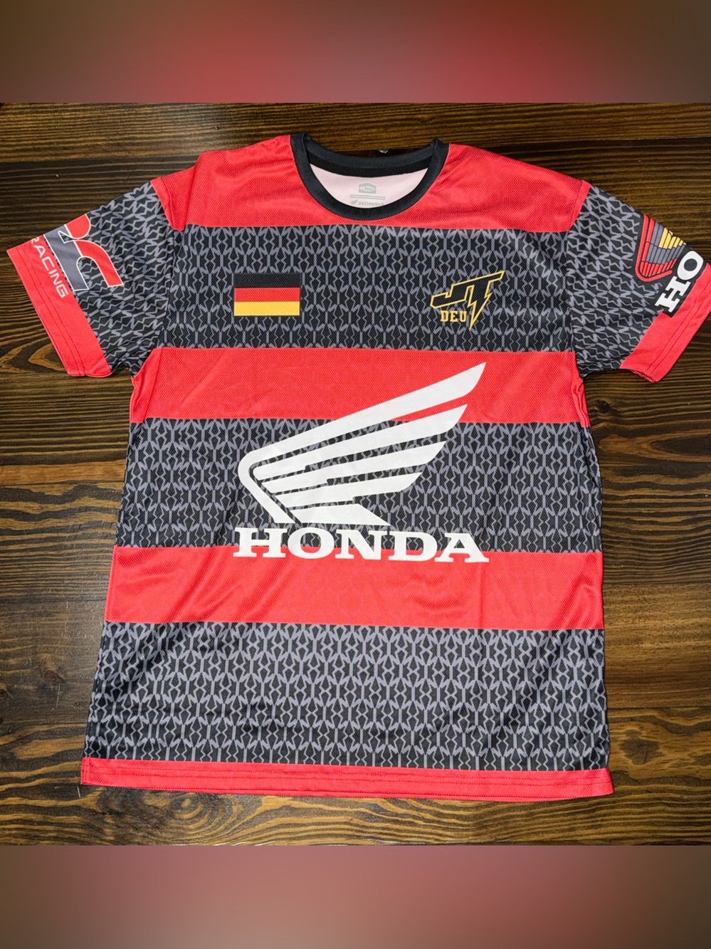 Men’s Honda JT Red & Black Racing Stripe Shirt- NWOT